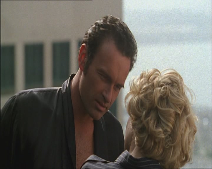 Charmed-Online_dot_net-Niptuck-1x01Pilot0503.jpg