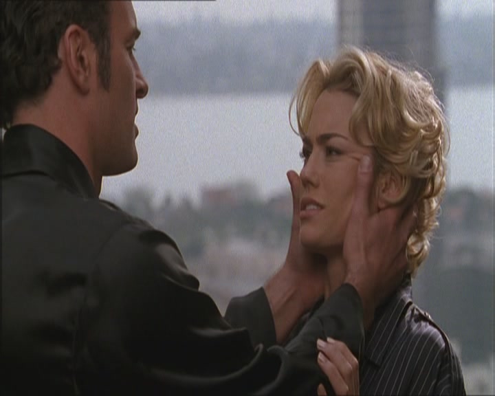 Charmed-Online_dot_net-Niptuck-1x01Pilot0522.jpg