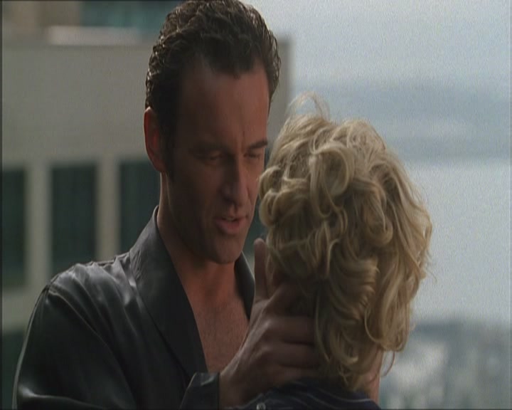 Charmed-Online_dot_net-Niptuck-1x01Pilot0530.jpg