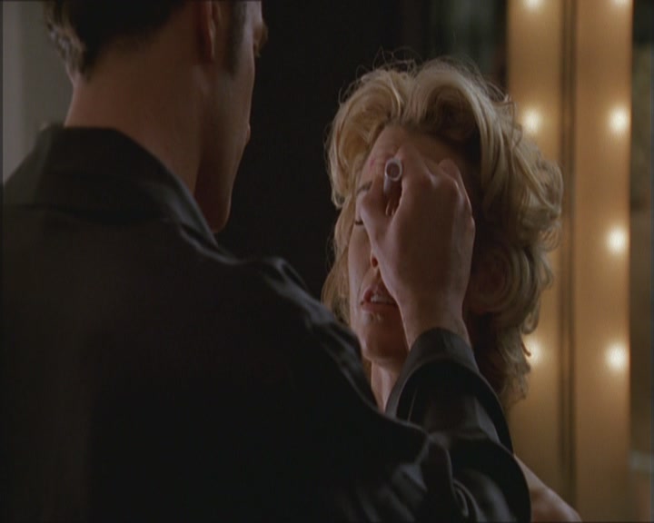 Charmed-Online_dot_net-Niptuck-1x01Pilot0578.jpg