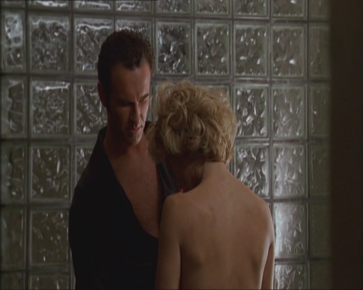 Charmed-Online_dot_net-Niptuck-1x01Pilot0588.jpg
