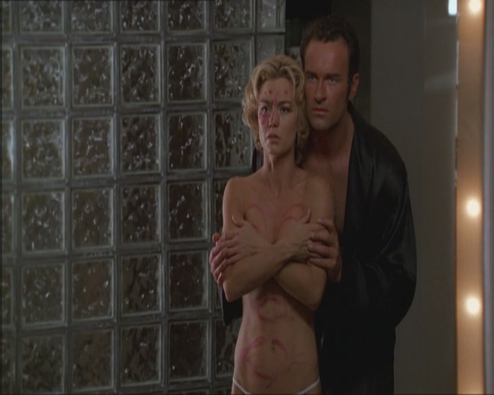 Charmed-Online_dot_net-Niptuck-1x01Pilot0609.jpg