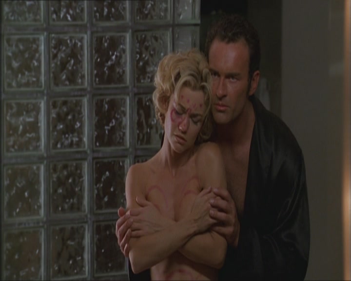 Charmed-Online_dot_net-Niptuck-1x01Pilot0613.jpg