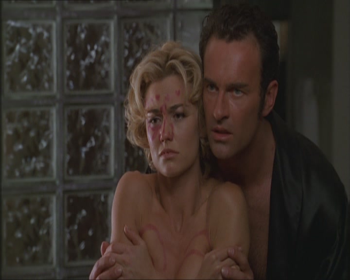 Charmed-Online_dot_net-Niptuck-1x01Pilot0617.jpg