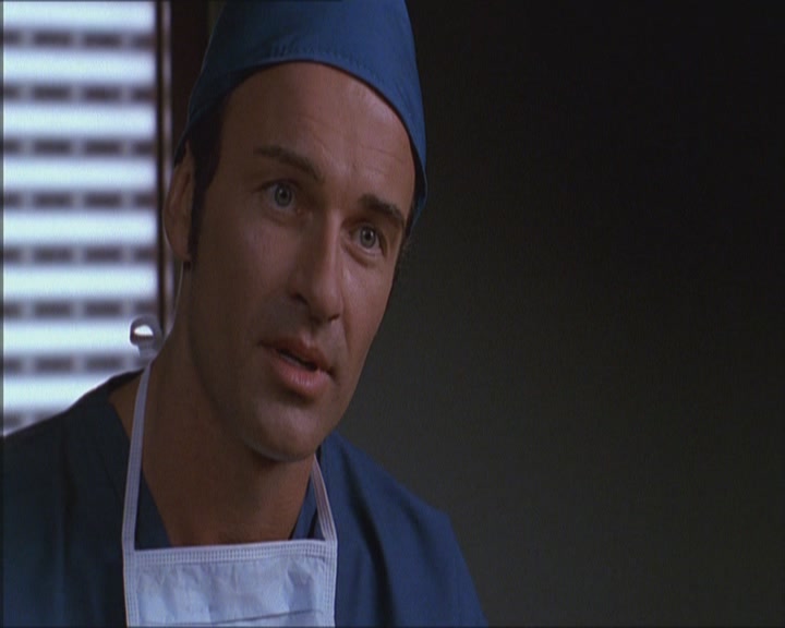 Charmed-Online_dot_net-Niptuck-1x01Pilot1108.jpg