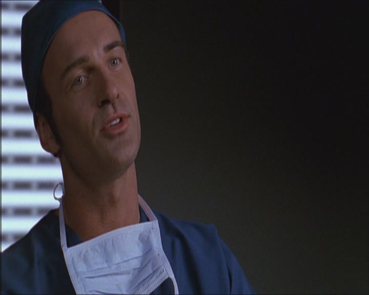 Charmed-Online_dot_net-Niptuck-1x01Pilot1110.jpg