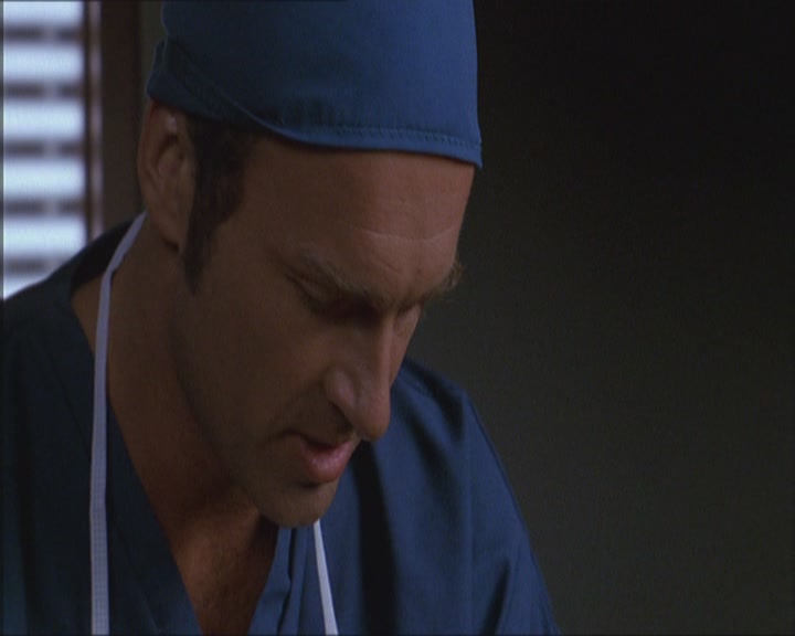 Charmed-Online_dot_net-Niptuck-1x01Pilot1122.jpg