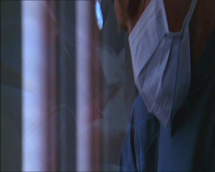 Charmed-Online_dot_net-Niptuck-1x01Pilot1228.jpg