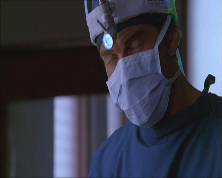 Charmed-Online_dot_net-Niptuck-1x01Pilot1233.jpg