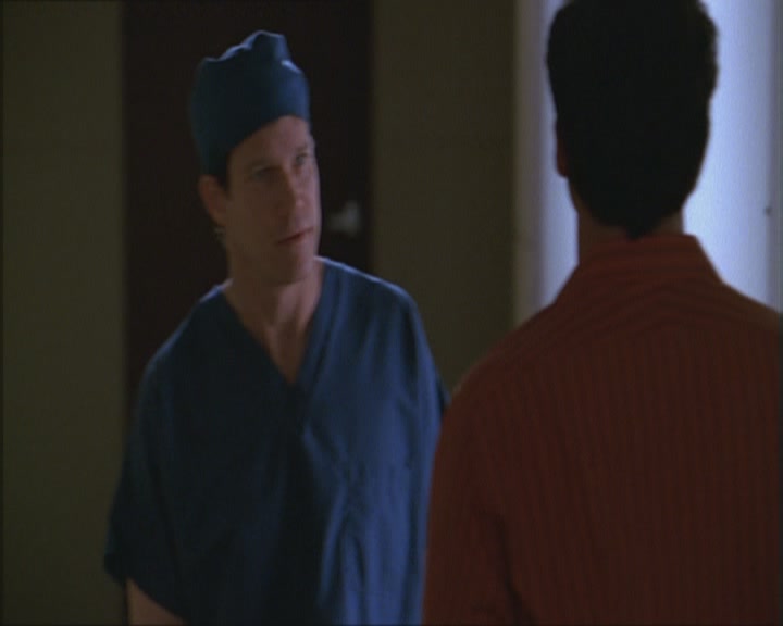 Charmed-Online_dot_net-Niptuck-1x01Pilot1309.jpg