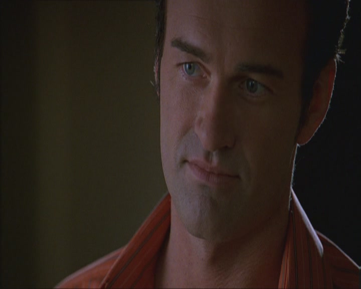 Charmed-Online_dot_net-Niptuck-1x01Pilot1318.jpg