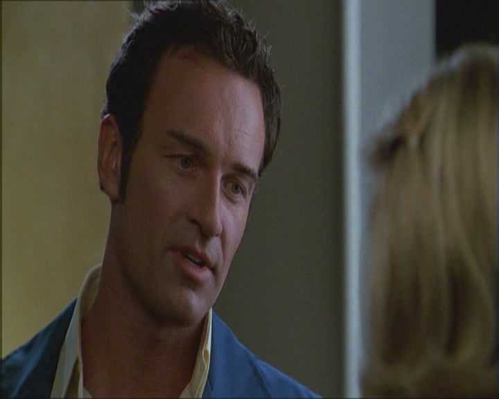 Charmed-Online_dot_net-Niptuck-1x01Pilot1400.jpg