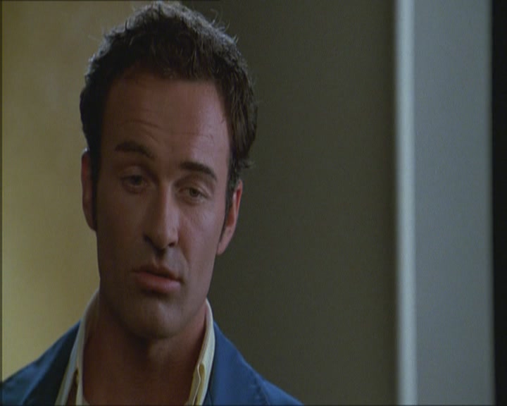 Charmed-Online_dot_net-Niptuck-1x01Pilot1413.jpg
