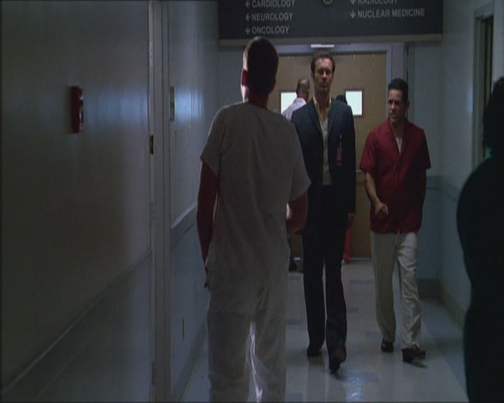 Charmed-Online_dot_net-Niptuck-1x01Pilot1539.jpg