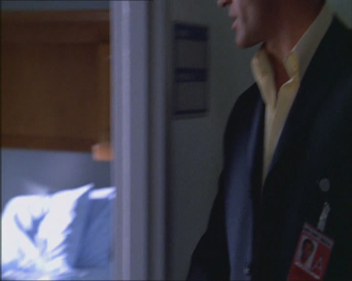 Charmed-Online_dot_net-Niptuck-1x01Pilot1544.jpg