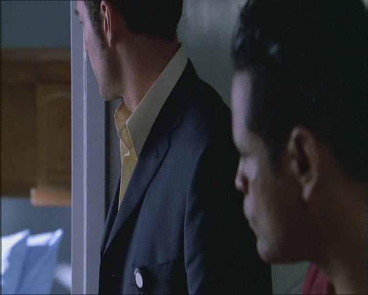 Charmed-Online_dot_net-Niptuck-1x01Pilot1546.jpg