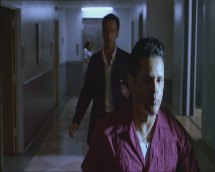 Charmed-Online_dot_net-Niptuck-1x01Pilot1556.jpg