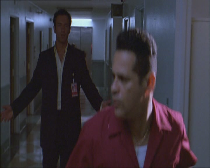 Charmed-Online_dot_net-Niptuck-1x01Pilot1558.jpg