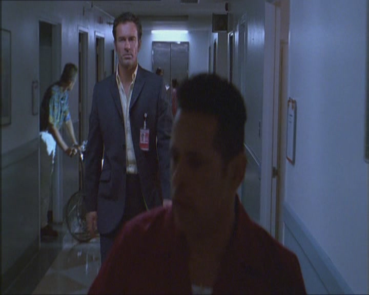 Charmed-Online_dot_net-Niptuck-1x01Pilot1559.jpg