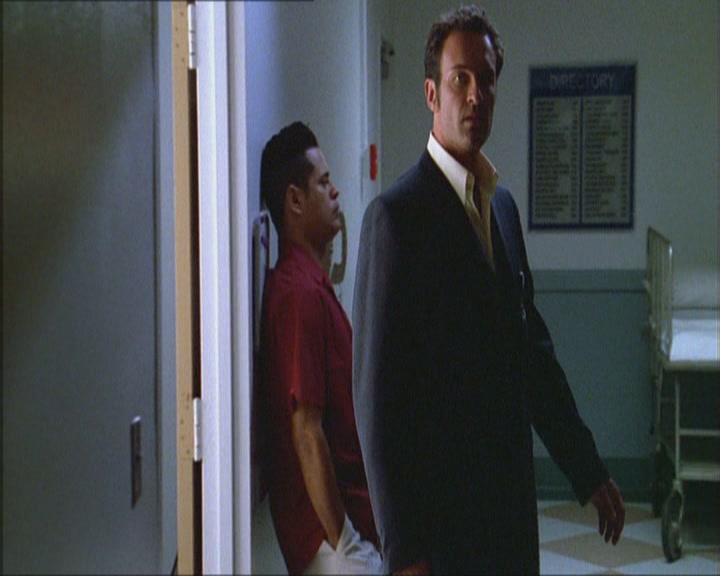 Charmed-Online_dot_net-Niptuck-1x01Pilot1621.jpg