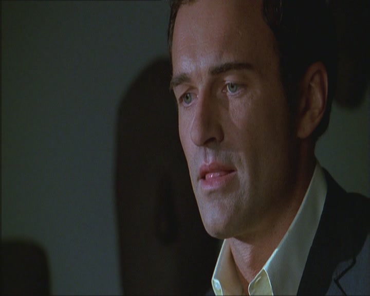 Charmed-Online_dot_net-Niptuck-1x01Pilot1778.jpg