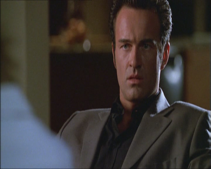 Charmed-Online_dot_net-Niptuck-1x01Pilot1880.jpg