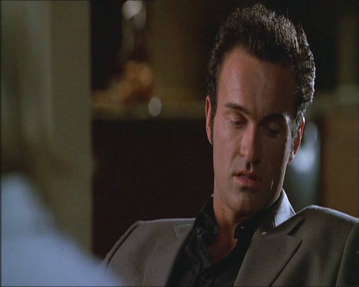 Charmed-Online_dot_net-Niptuck-1x01Pilot1895.jpg