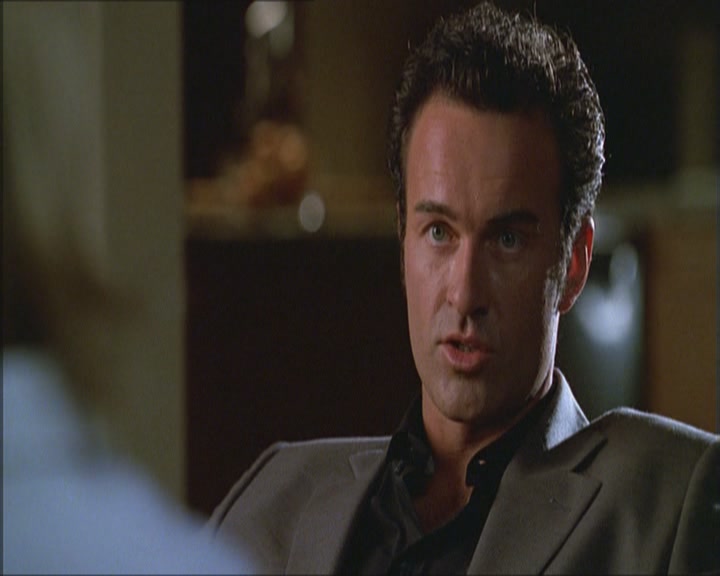 Charmed-Online_dot_net-Niptuck-1x01Pilot1896.jpg