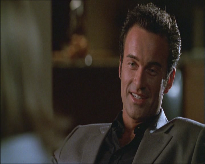 Charmed-Online_dot_net-Niptuck-1x01Pilot1906.jpg