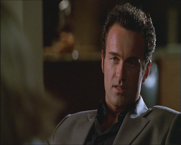 Charmed-Online_dot_net-Niptuck-1x01Pilot1911.jpg