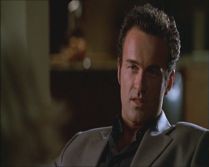 Charmed-Online_dot_net-Niptuck-1x01Pilot1912.jpg