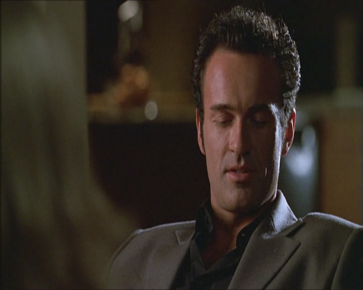 Charmed-Online_dot_net-Niptuck-1x01Pilot1918.jpg