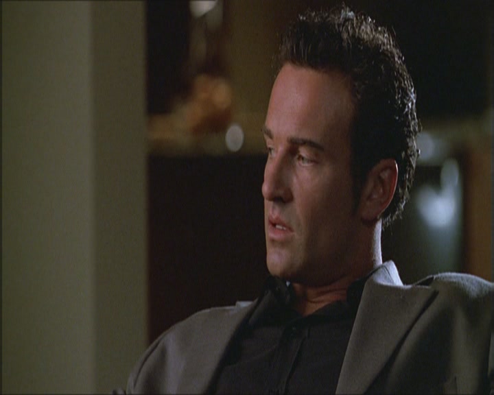 Charmed-Online_dot_net-Niptuck-1x01Pilot1927.jpg