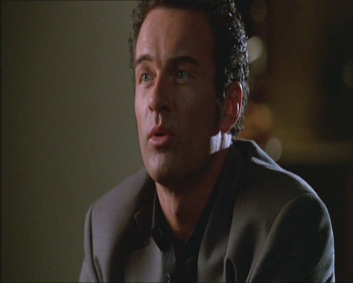Charmed-Online_dot_net-Niptuck-1x01Pilot1942.jpg
