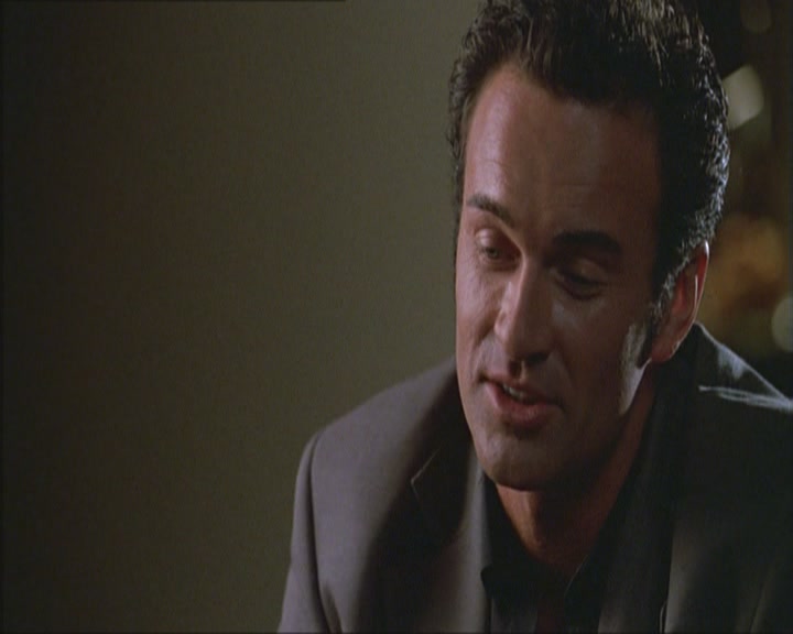 Charmed-Online_dot_net-Niptuck-1x01Pilot1971.jpg