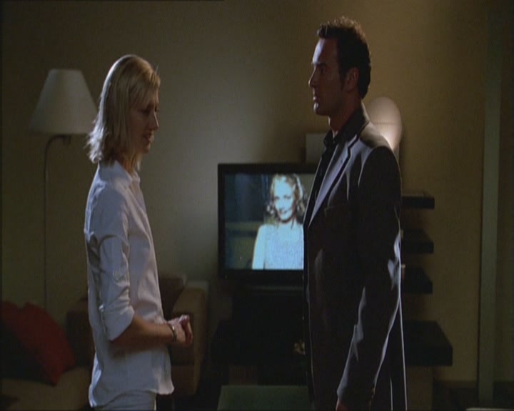Charmed-Online_dot_net-Niptuck-1x01Pilot1991.jpg