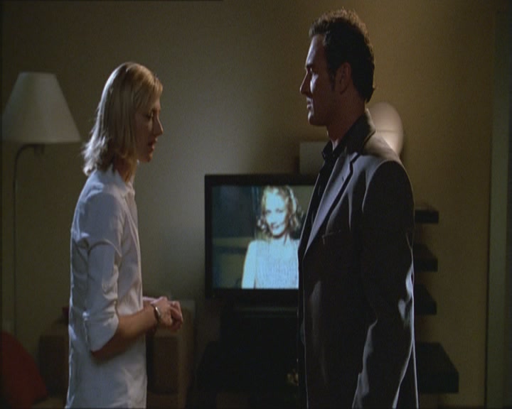 Charmed-Online_dot_net-Niptuck-1x01Pilot1994.jpg