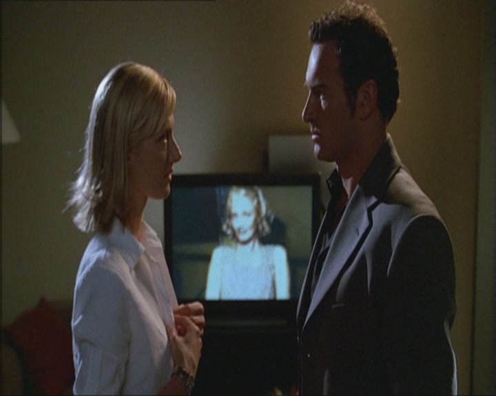 Charmed-Online_dot_net-Niptuck-1x01Pilot2008.jpg