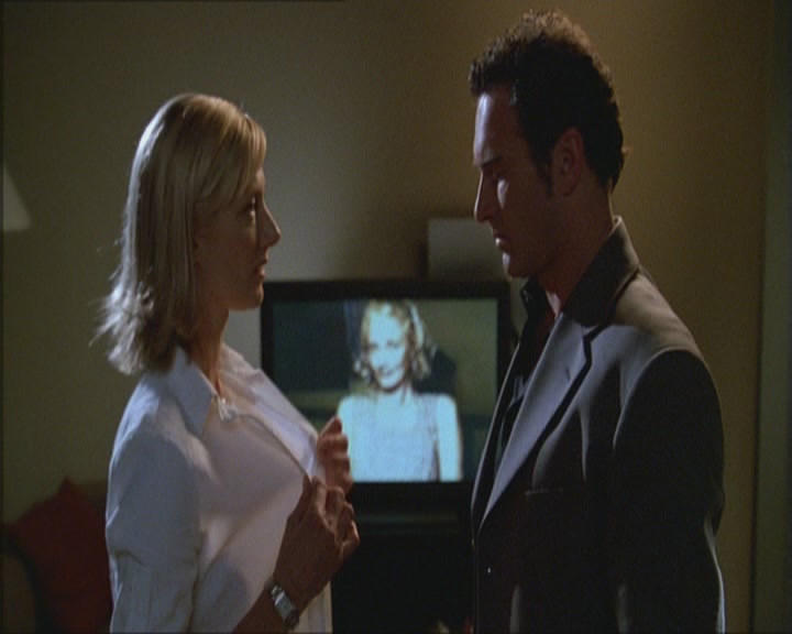 Charmed-Online_dot_net-Niptuck-1x01Pilot2009.jpg