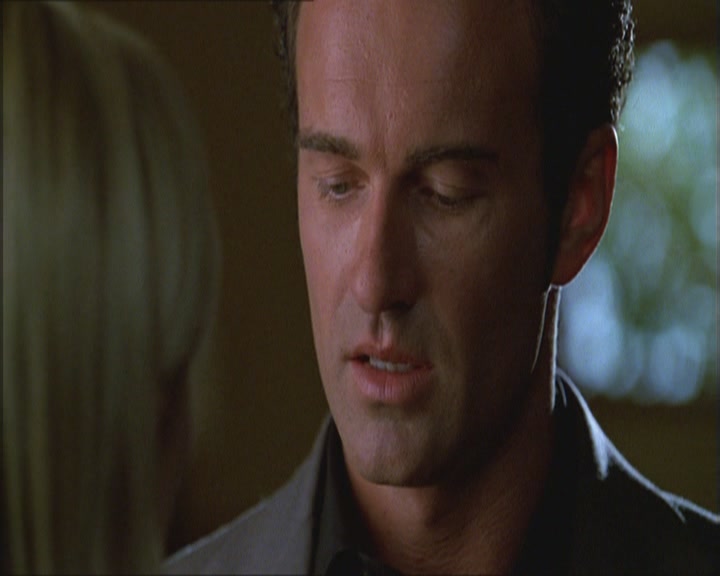 Charmed-Online_dot_net-Niptuck-1x01Pilot2018.jpg
