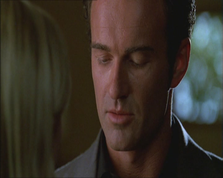 Charmed-Online_dot_net-Niptuck-1x01Pilot2020.jpg