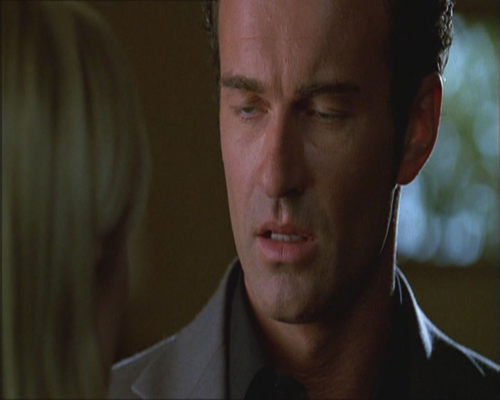 Charmed-Online_dot_net-Niptuck-1x01Pilot2040.jpg