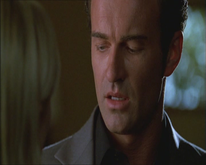Charmed-Online_dot_net-Niptuck-1x01Pilot2041.jpg
