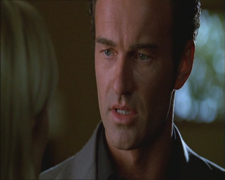 Charmed-Online_dot_net-Niptuck-1x01Pilot2053.jpg