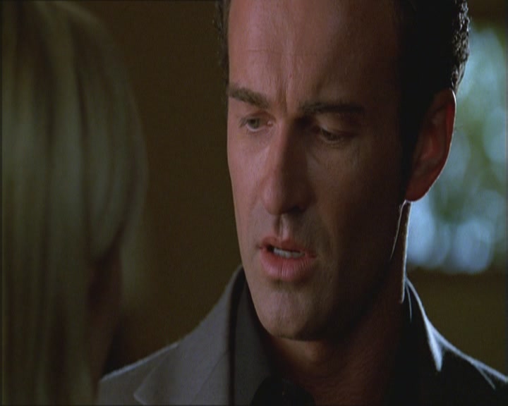 Charmed-Online_dot_net-Niptuck-1x01Pilot2058.jpg