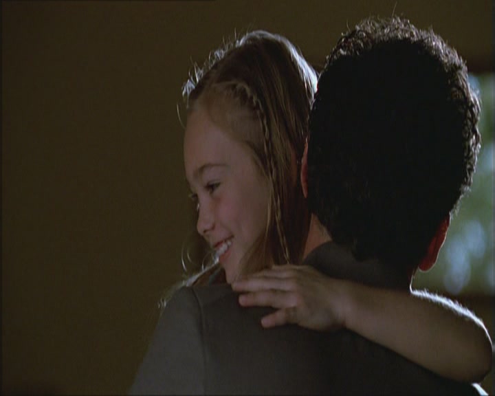 Charmed-Online_dot_net-Niptuck-1x01Pilot2082.jpg
