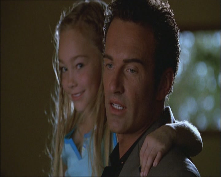 Charmed-Online_dot_net-Niptuck-1x01Pilot2088.jpg