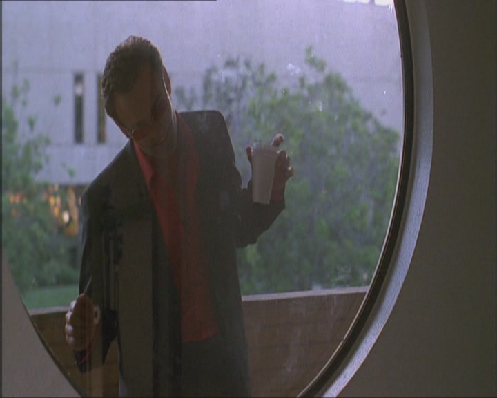Charmed-Online_dot_net-Niptuck-1x01Pilot2394.jpg