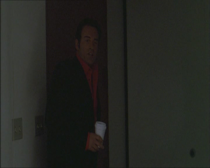 Charmed-Online_dot_net-Niptuck-1x01Pilot2416.jpg