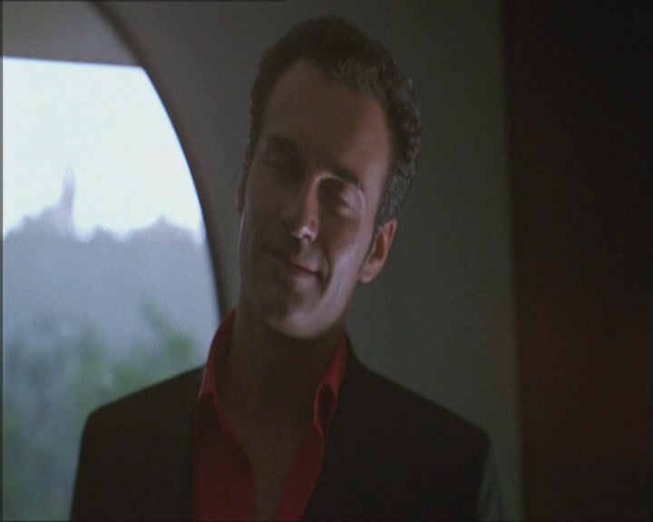 Charmed-Online_dot_net-Niptuck-1x01Pilot2420.jpg
